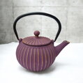 Öntöttvas teáskanna Zen, lila-arany (0,5 l)