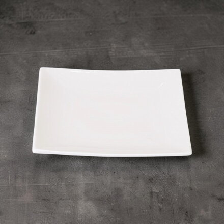 Fehér porcelán tálca 20,5x20,5cm