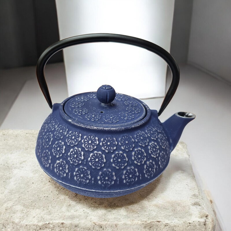 Öntöttvas teáskanna Hanabi, kék-ezüst (1,0 l)